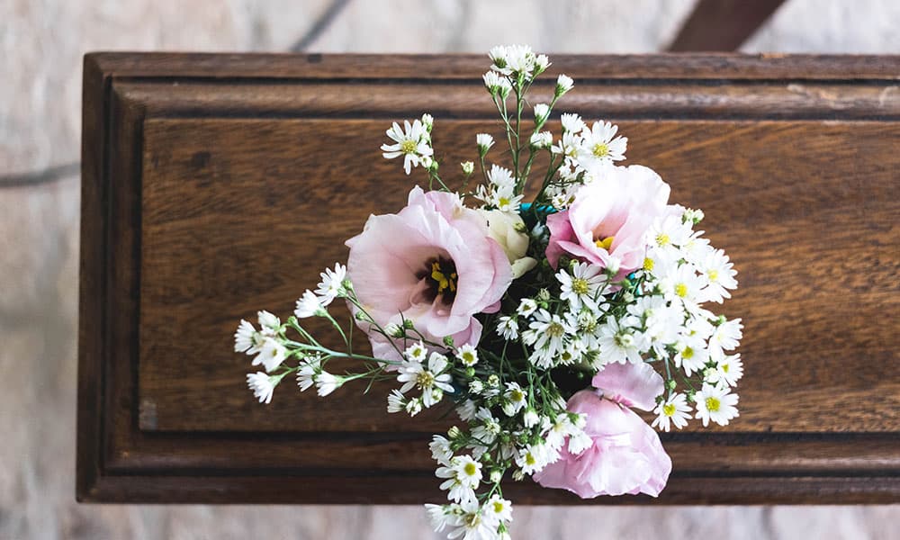 Agenzia Onoranze Funebri Longo: Pompe Funebri, Funerali Religiosi E Civili, Arte Funeraria, Disbrigo Pratiche, Cremazione, Composizioni Floreali ... | Fioreria, Eden Flower, Composizioni Floreali, Matrimoni, Eventi... 